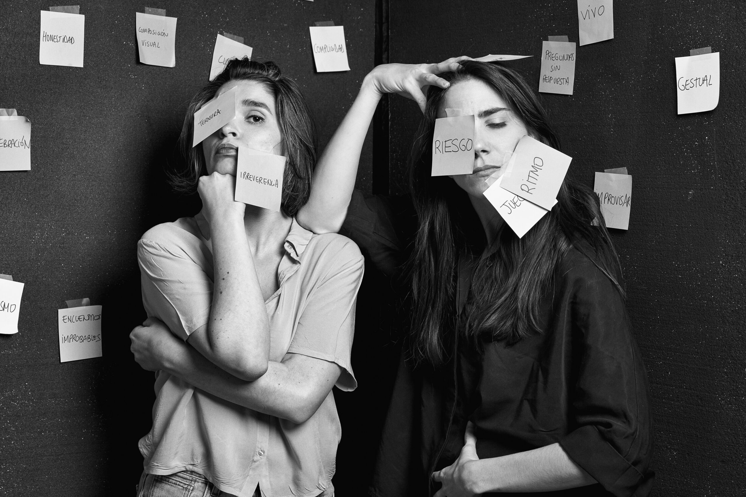 Cuerpos que escriben mentes que actan Direccin y dramaturgia en la creacin colectiva