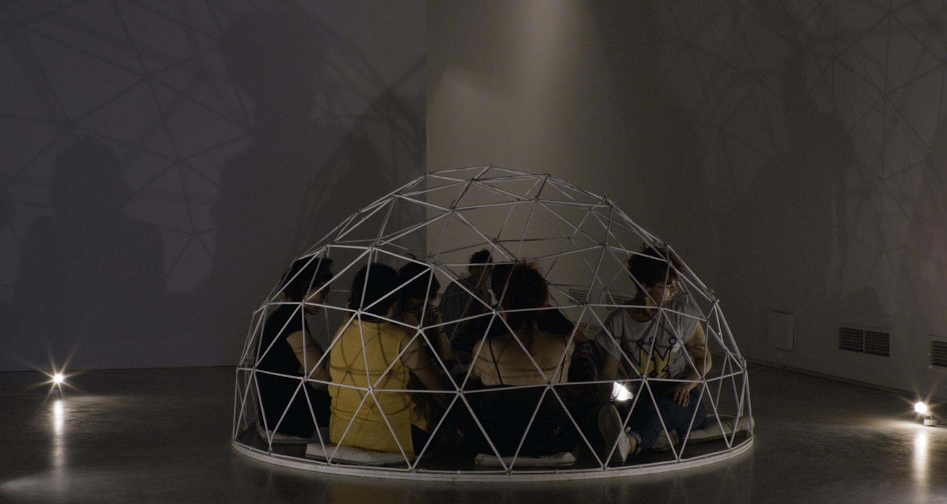 La Violencia Invisible