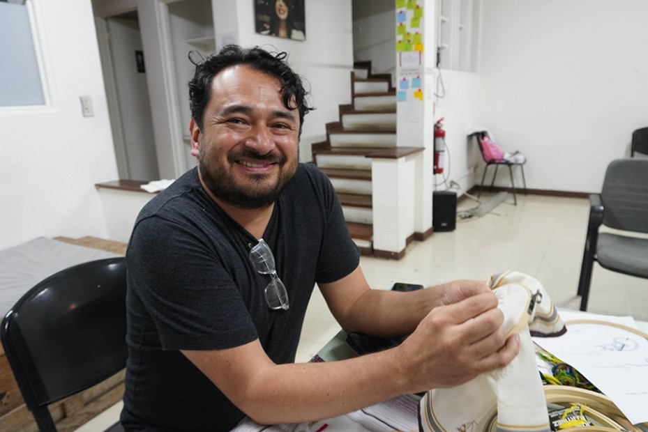 Artista guatemalteco Quique Lee 