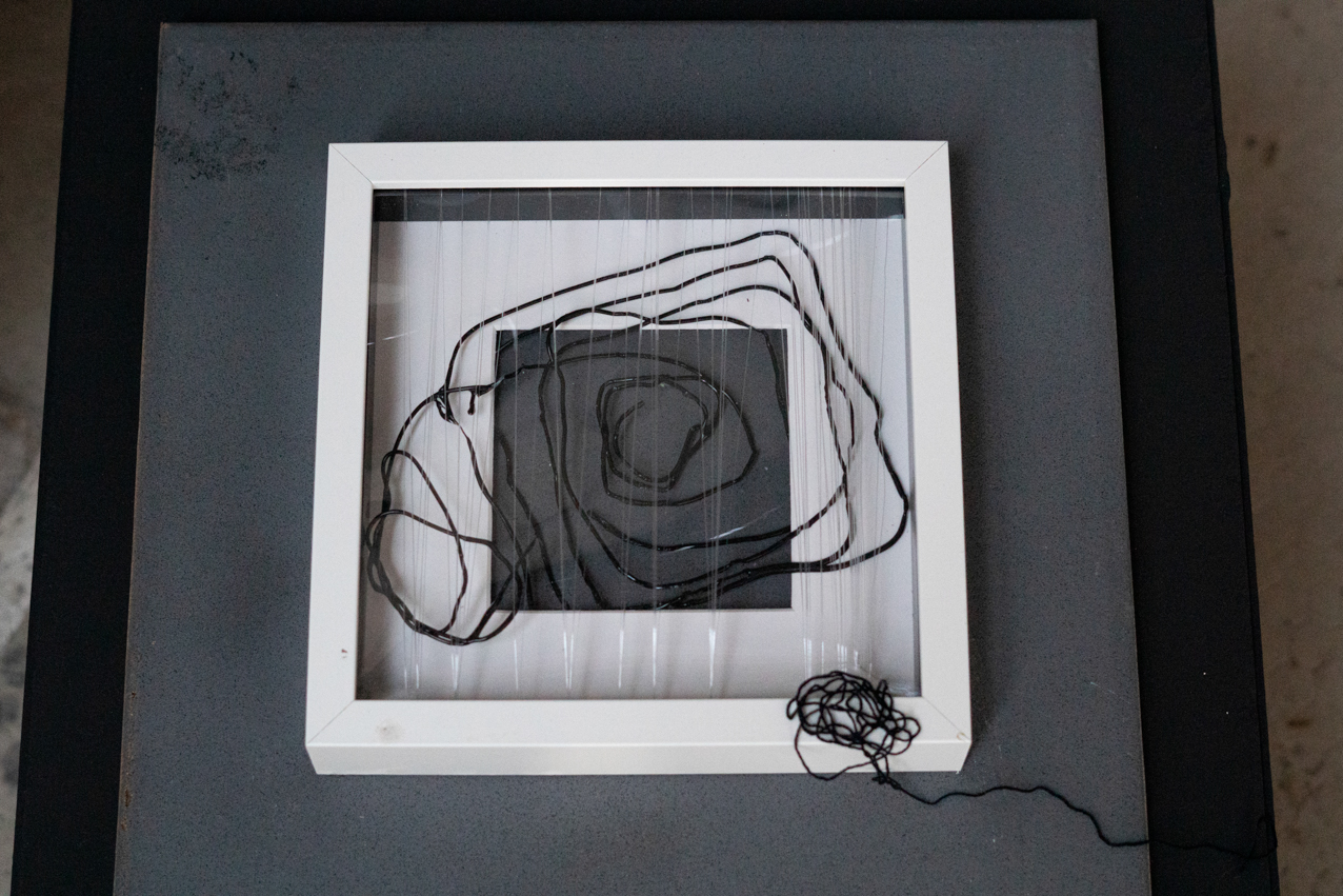 Confinamiento. 2020. Instalación objetos. 2 de 25x25x4cm y 1 de 25x25x25cm (6)