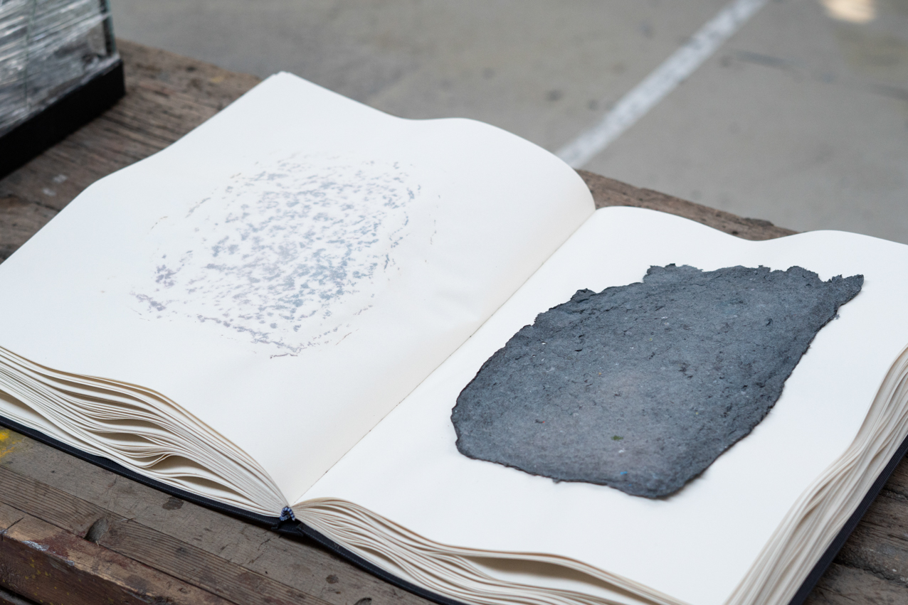 Falsa ecología. 2020. Instalación sonoro-virtual. 3 elementos 30x30cm, 54x36cm, 104x40cm (3)