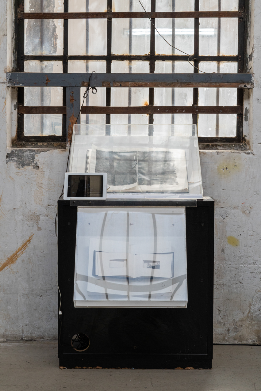 Sounded notebook. 2020. Cuadernos y app. 58x40cm y 43x15cm (1)