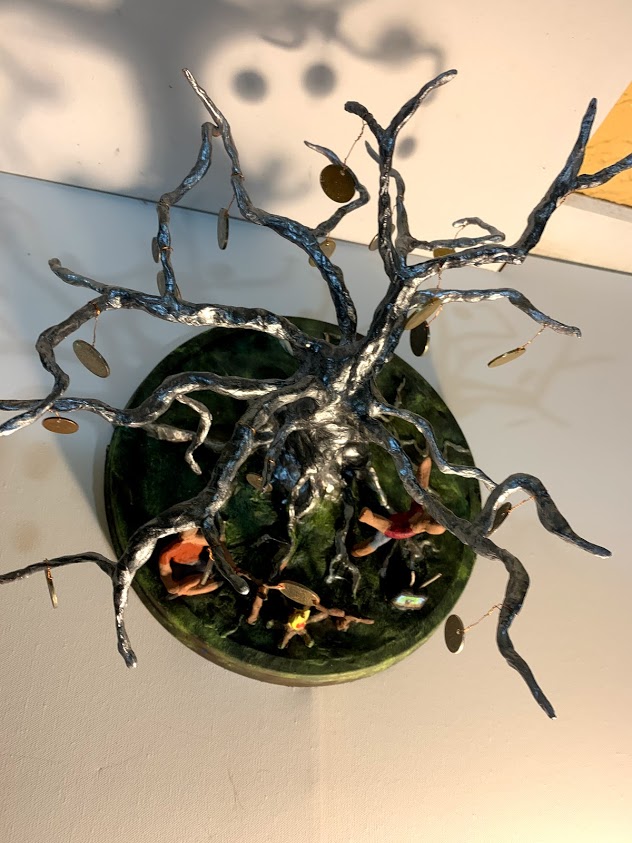 César Naranjo Umaña. Árbol. 2020. Arcilla y pintura acrílica. 67 x 49 cm (detalle) (4)