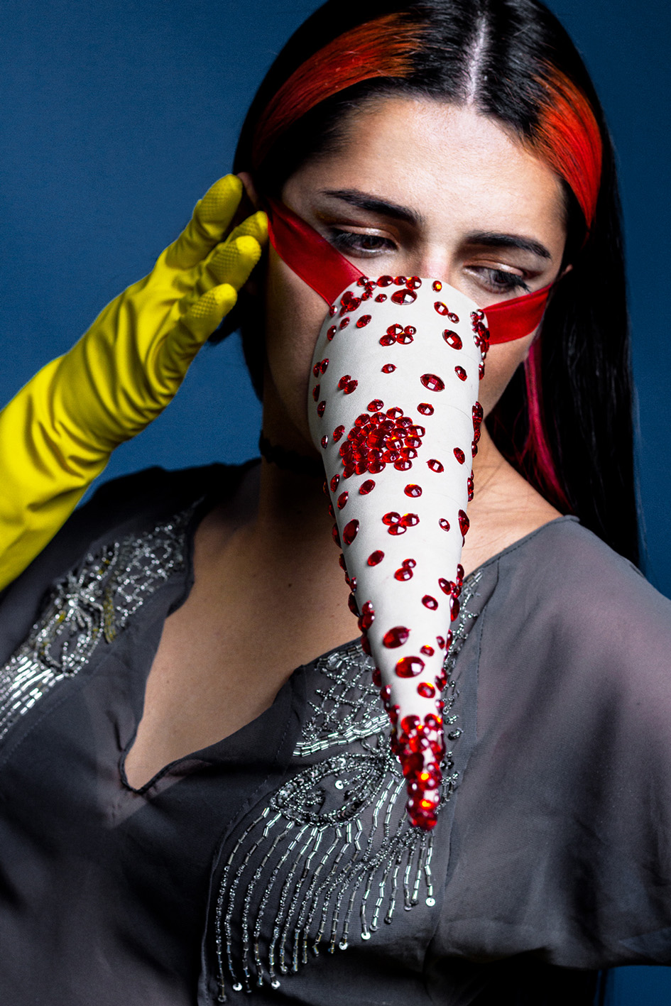 La fiesta se movió abajo 01. 2020. Fabián Moreaux. Fotografía digital