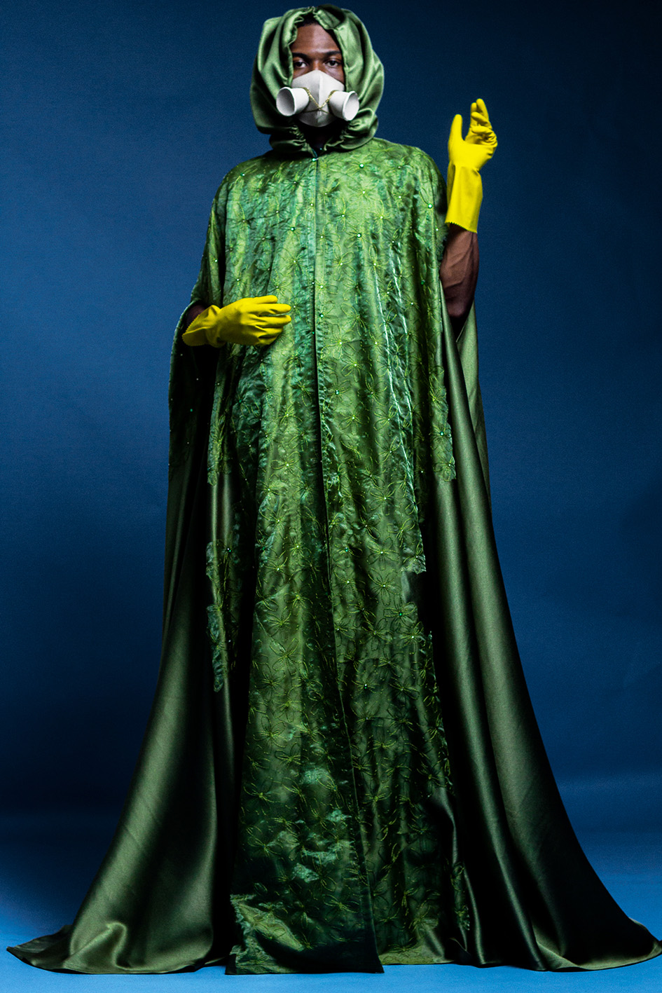 Santo Pandemia 01. 2020. Fabián Moreaux. Fotografía digital