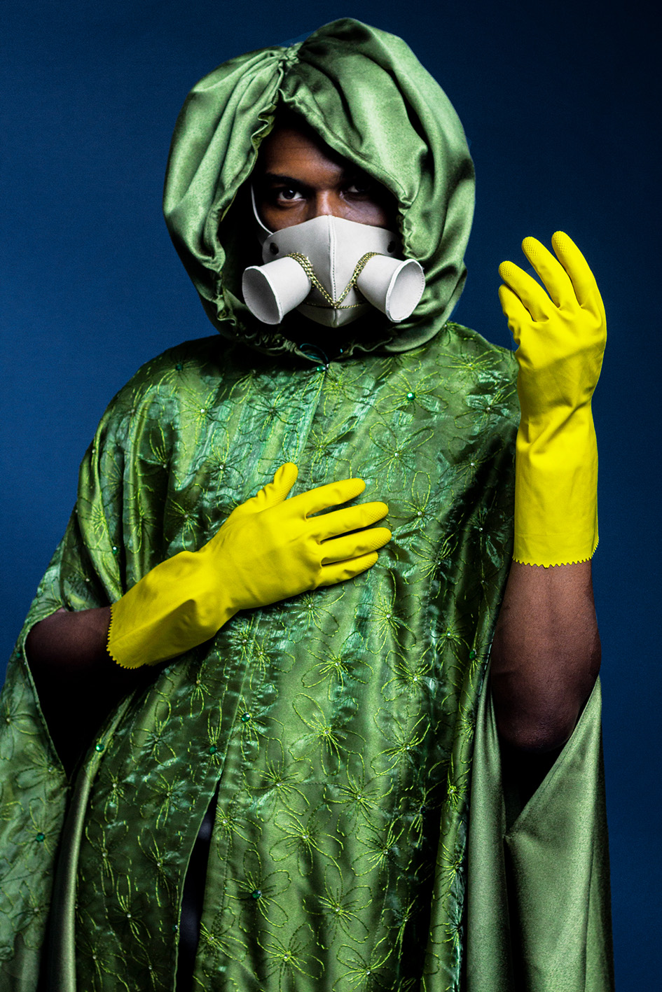 Santo Pandemia 02. 2020. Fabián Moreaux. Fotografía digital