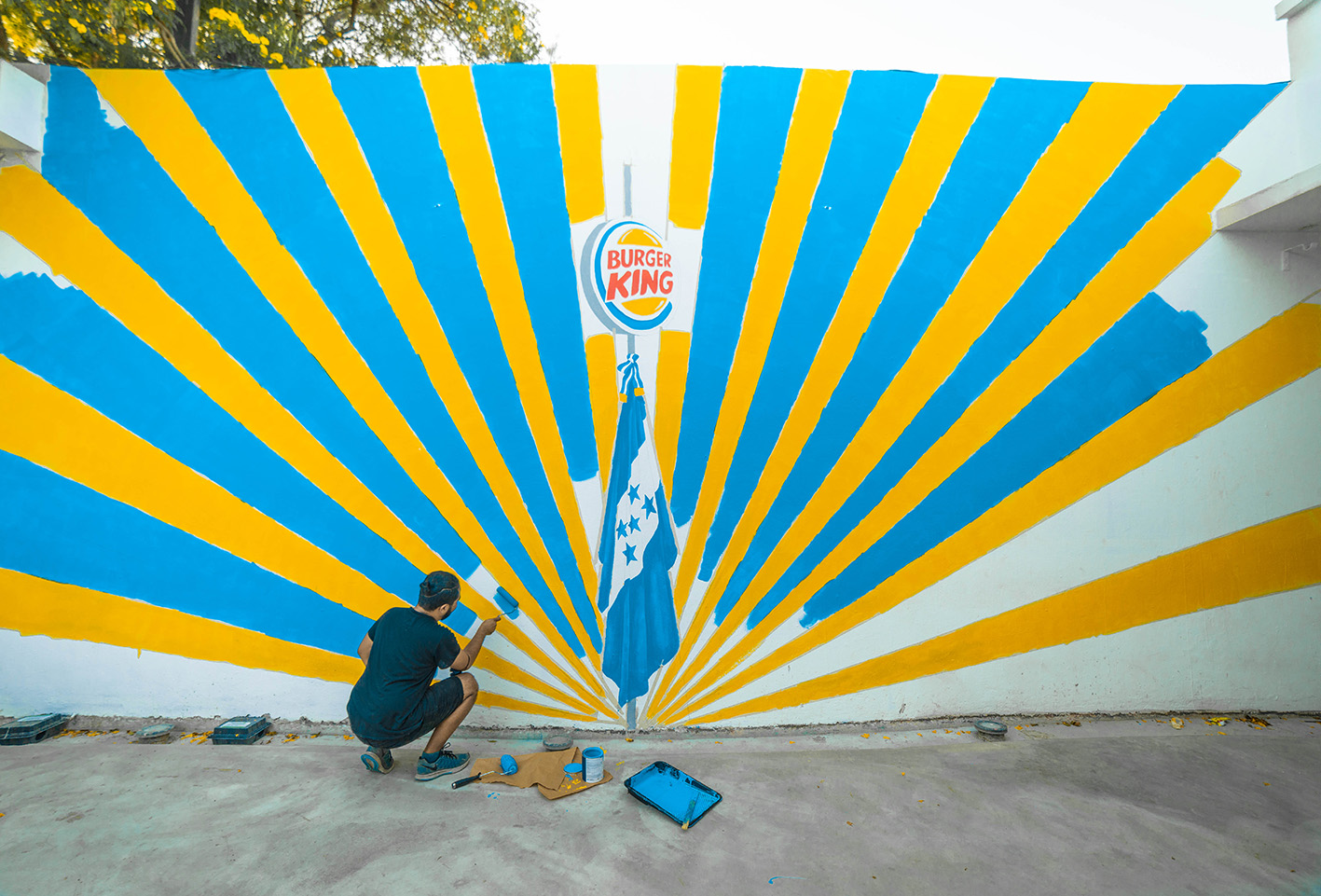 César Chinchilla. 2021. Honduras Inc. Intervención mural (en proceso)