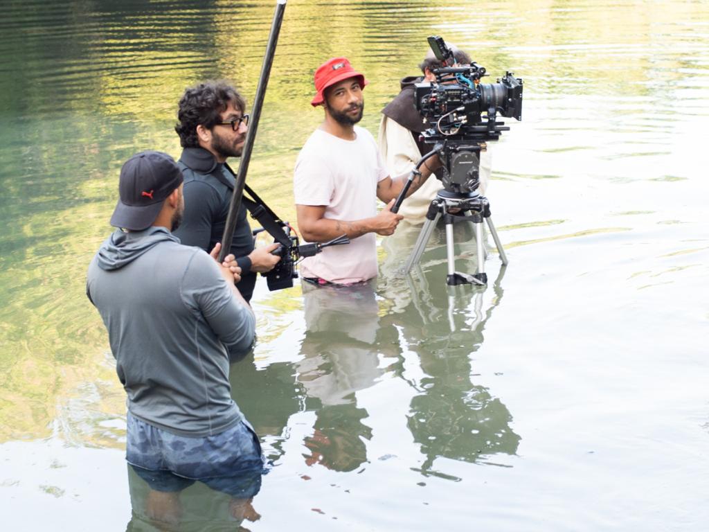Grabando en el agua