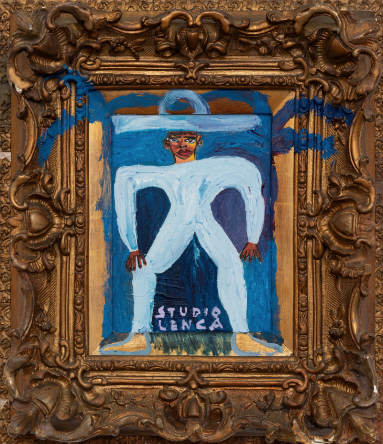 Obra en color azul